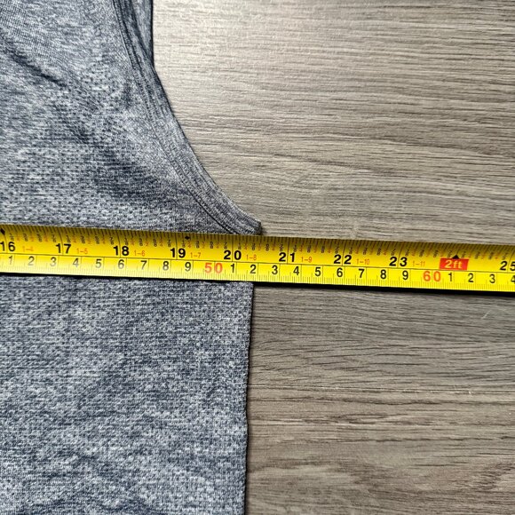 Lululemon Men's Metal Vent Muscle Shirt - Grey/Purple - Picture 3 of 6